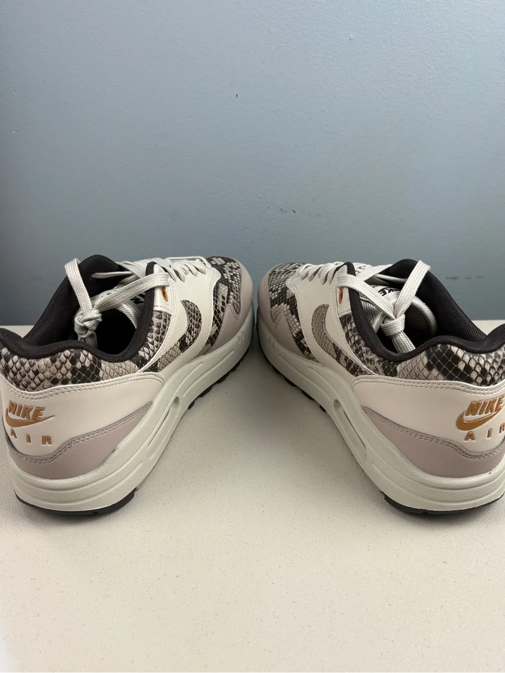 Nike Air Max 1 'Snakeskin' Sail White Grey HF5338-100 Women’s Size